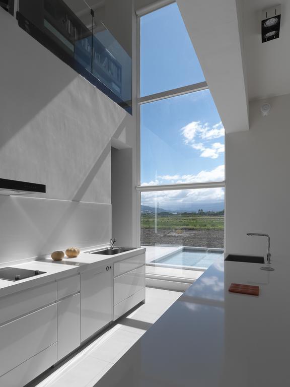 Апартаменты Water House Yilan Экстерьер фото